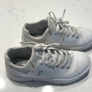 On Cloud Cloudtec The Roger  shoe size 6.5